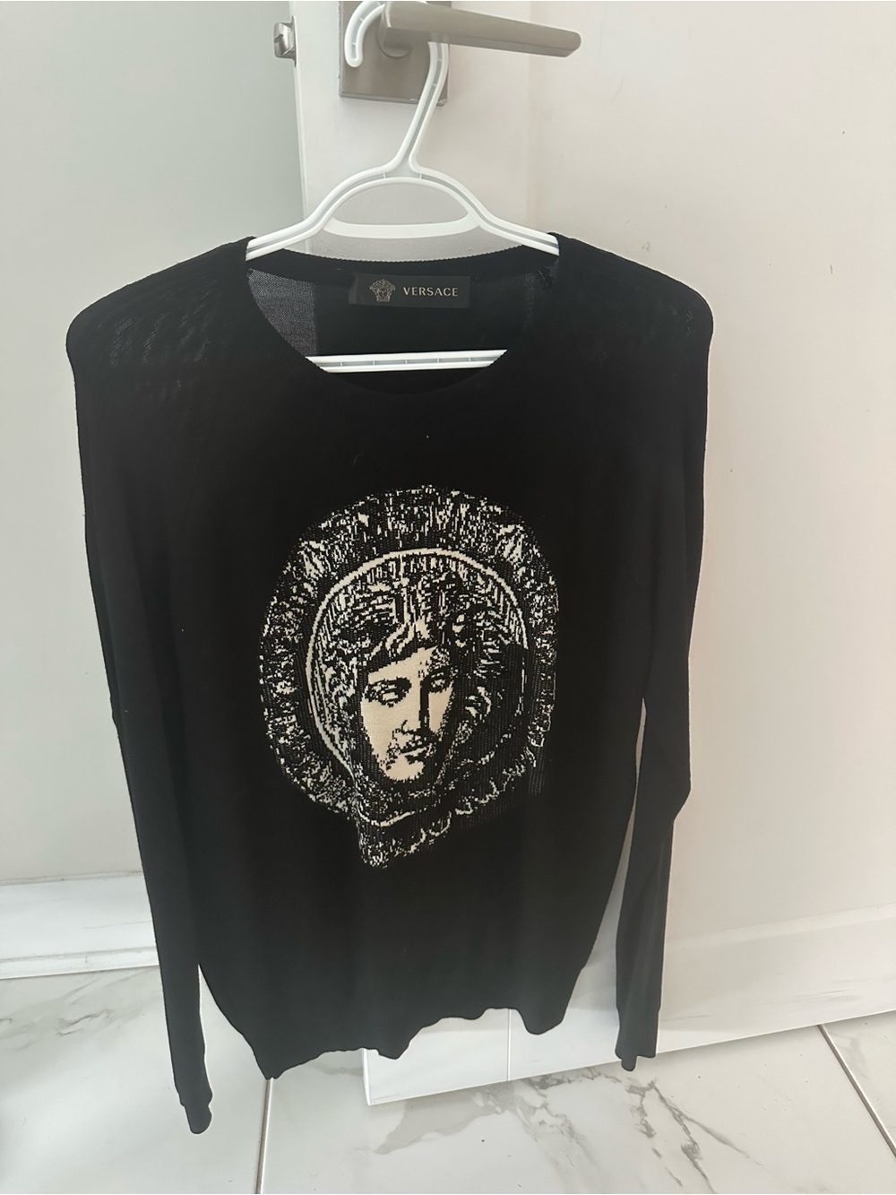 Versace Medusa Sweater Perfect Condition Authentic - Size 50 Euro - Beautiful